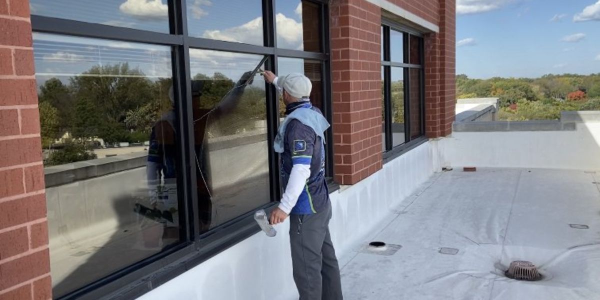 What Benefits Come with Exterior Window Cleaning?